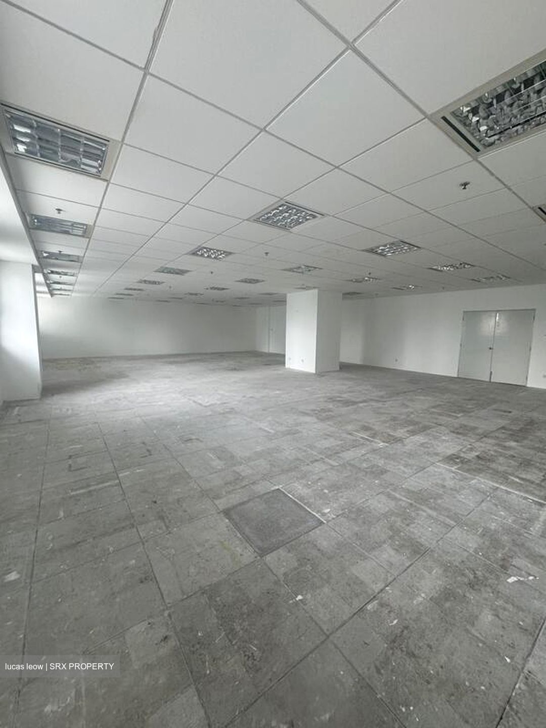 Ngee Ann City (D9), Office #568026091